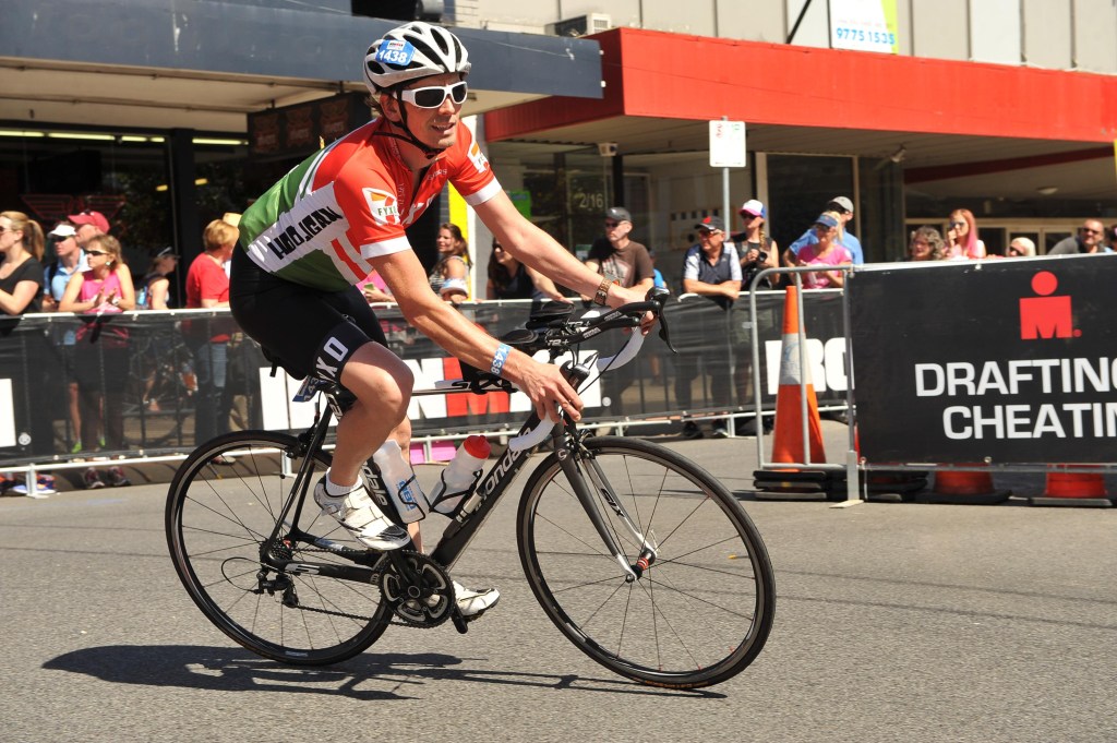 Pretty sure I'm smiling because as I head off on my second lap, Luke Bell is about to finish his second.