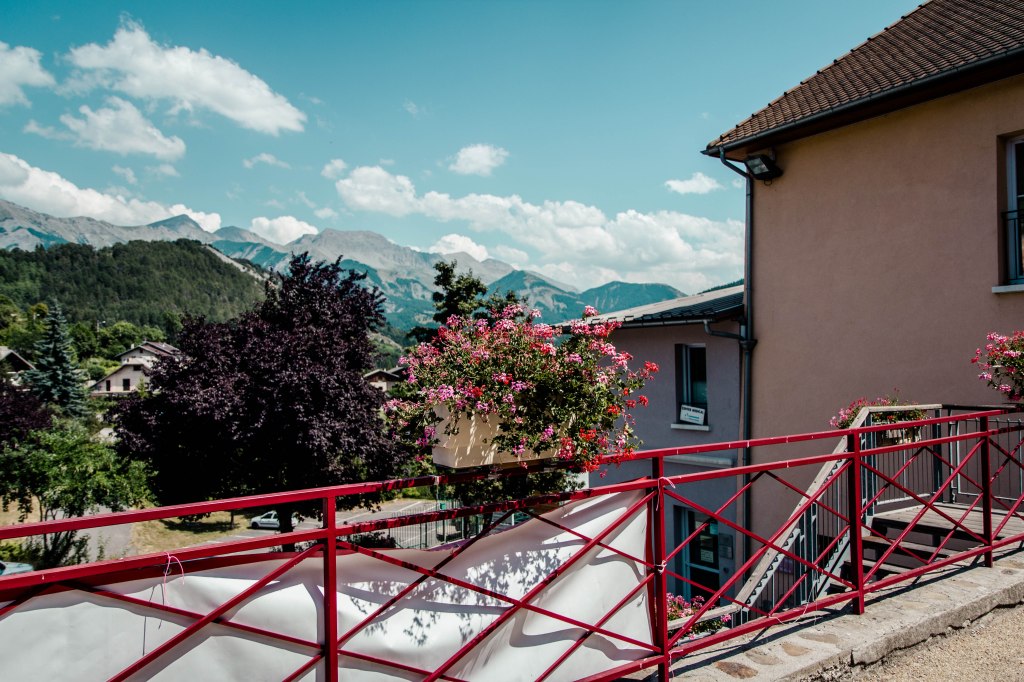 Just place flowers in the foreground...and voila!