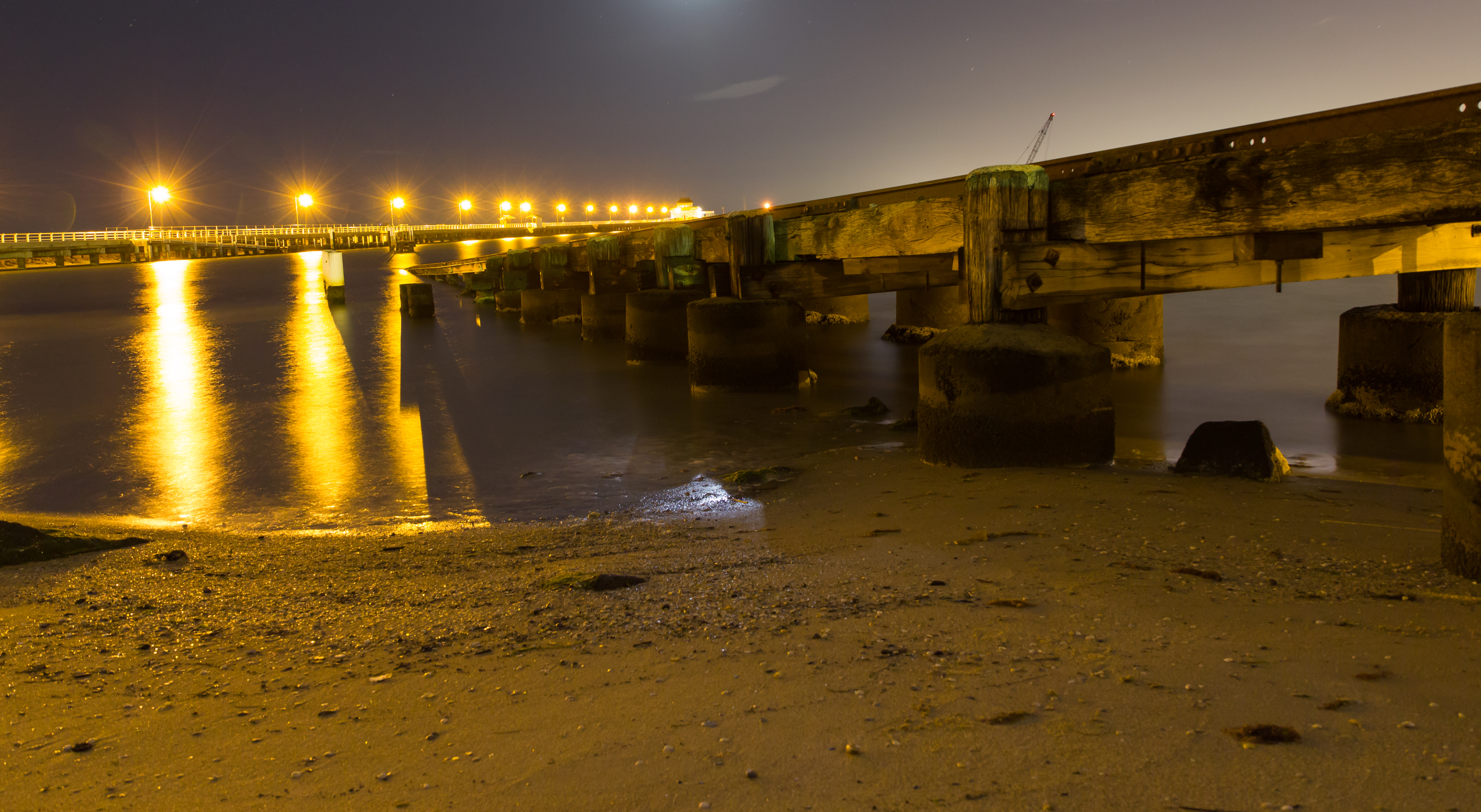 ISO 400, 17mm, f5.6 30 second exposure